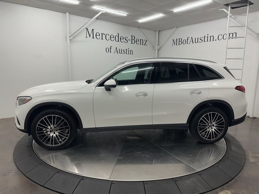 2026 Mercedes-Benz GLC - Image 1
