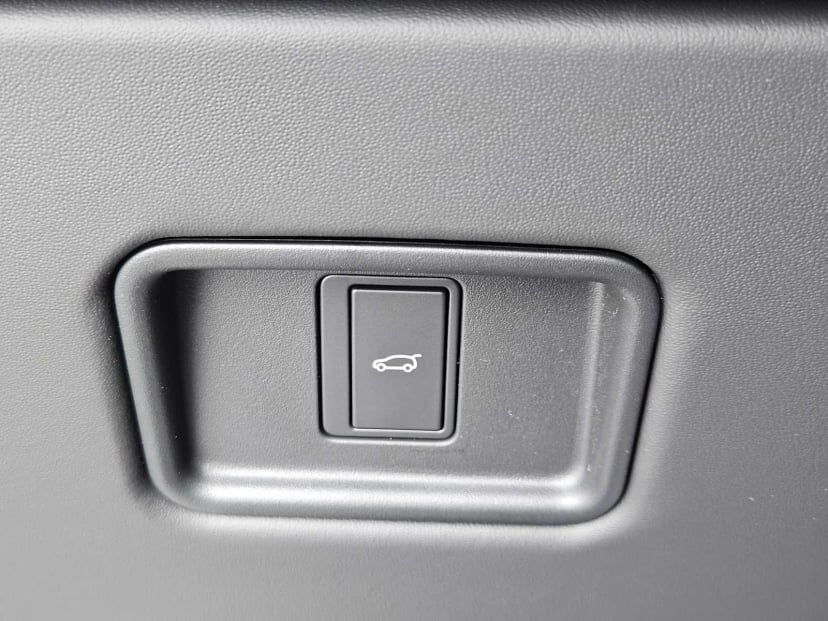 2026 LAND ROVER Range Rover - Image 20
