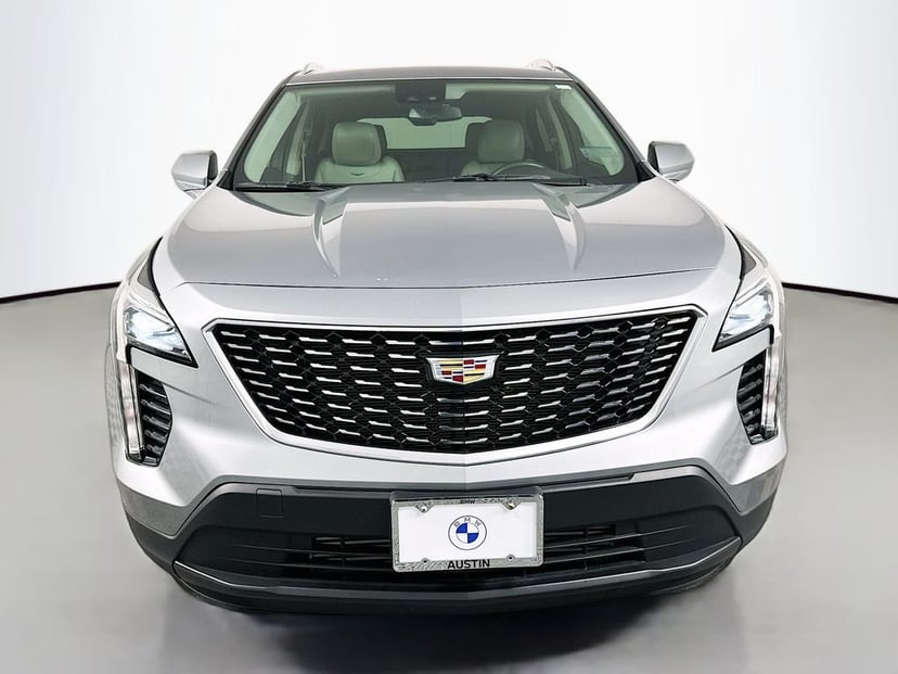 2023 Cadillac XT4 - Image 2