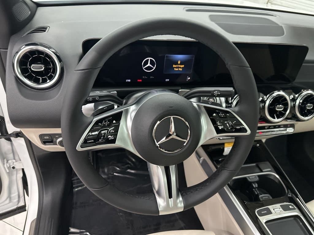 2026 MERCEDES-BENZ GLB - Image 11