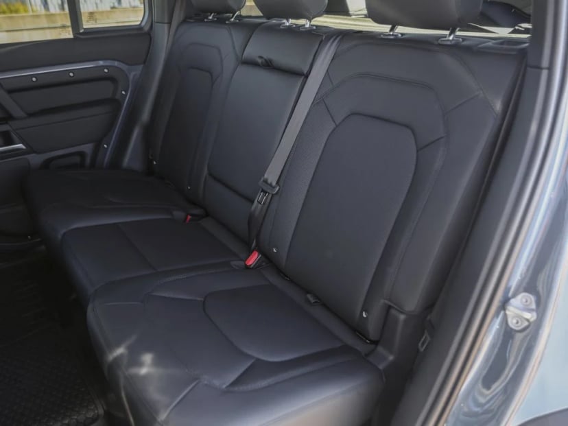 2026 Land Rover Defender 110 - Image 30