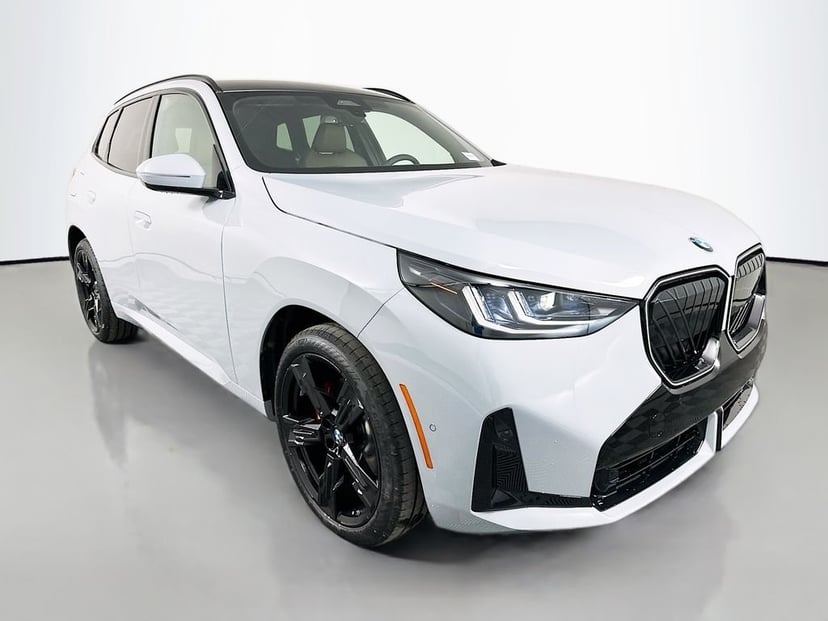 2026 BMW X3 - Image 3