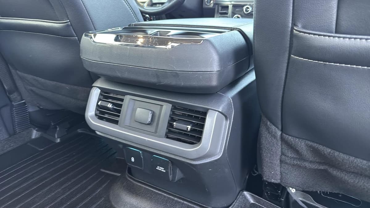 2023 Ford F-150 - Image 28