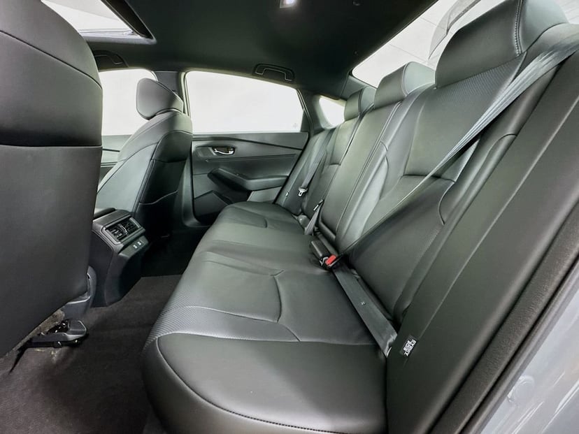 2026 Honda Accord Hybrid - Image 35