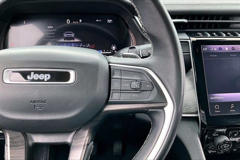 2022 Jeep Grand Cherokee L - Image 25