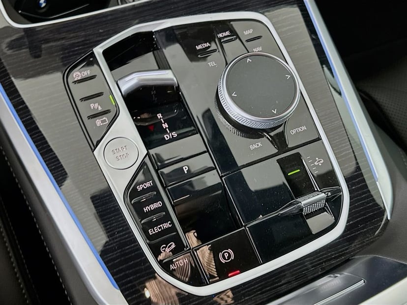 2026 BMW X5 - Image 15