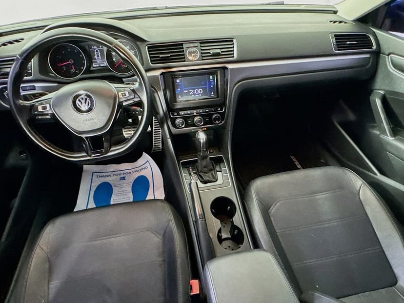 2017 Volkswagen Passat - Image 26