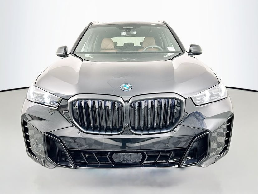 2026 BMW X5 - Image 2