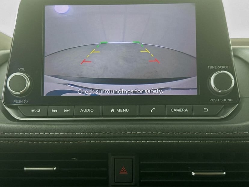 2023 Nissan Rogue - Image 16
