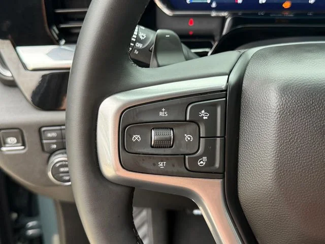 2025 Chevrolet Silverado 1500 - Image 11