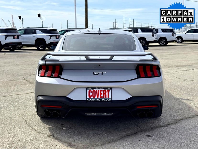 2024 Ford Mustang - Image 9