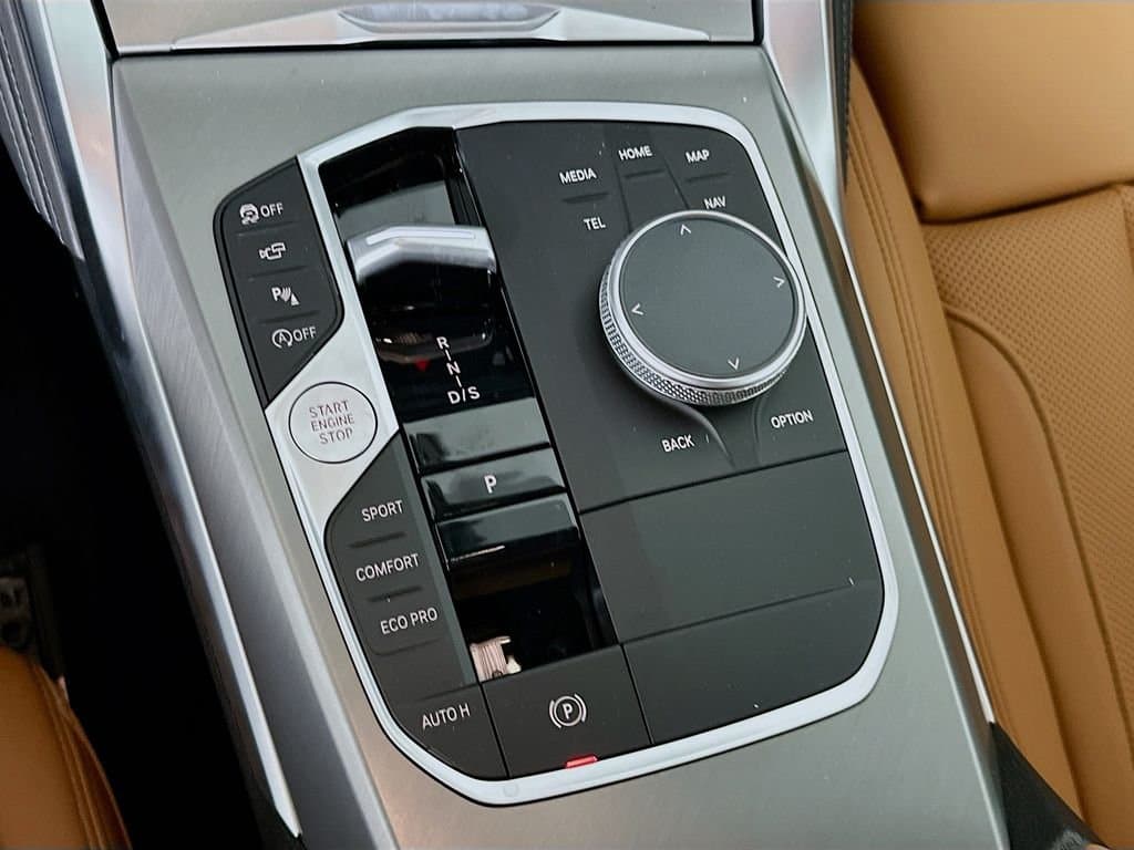 2025 BMW 2 Series - Image 15