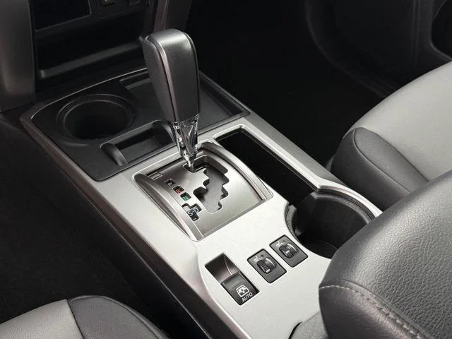 2023 Toyota 4RUNNER - Image 23