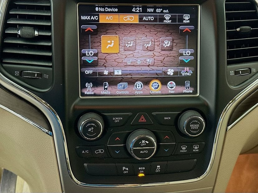 2014 Jeep Grand Cherokee - Image 16