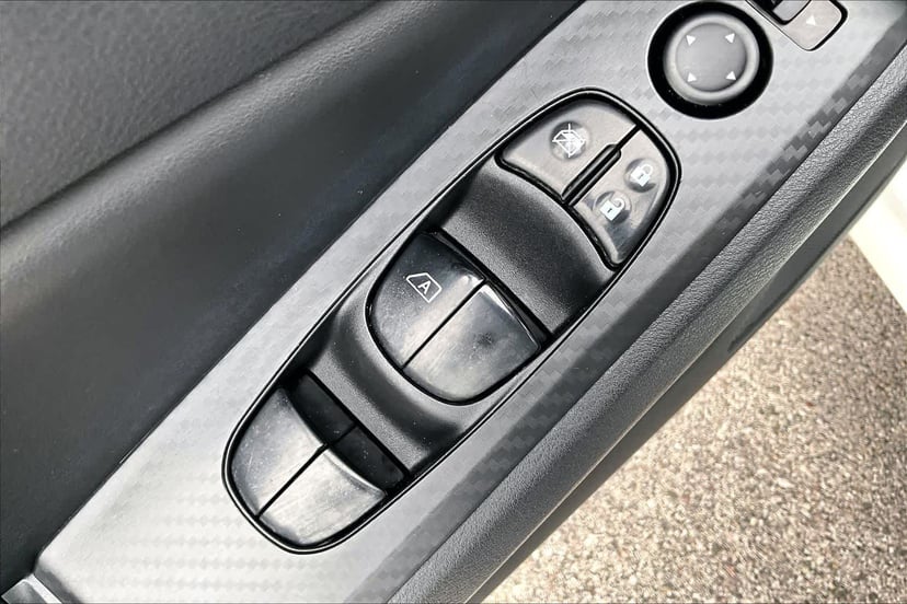2025 Nissan Altima - Image 35