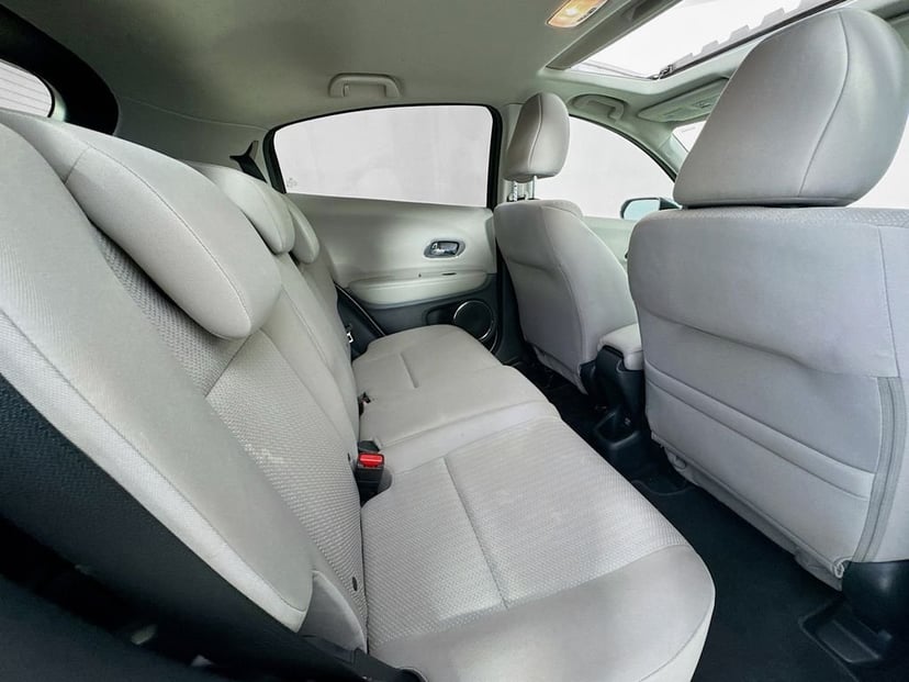 2018 Honda HR-V - Image 35