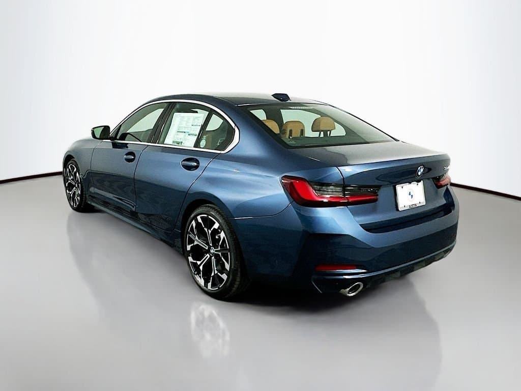 2025 BMW 3 Series - Image 7
