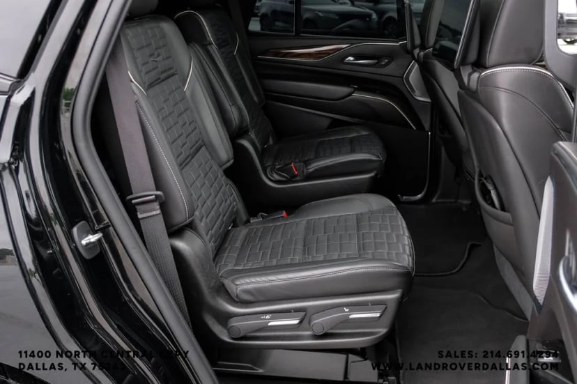 2021 Cadillac Escalade - Image 42