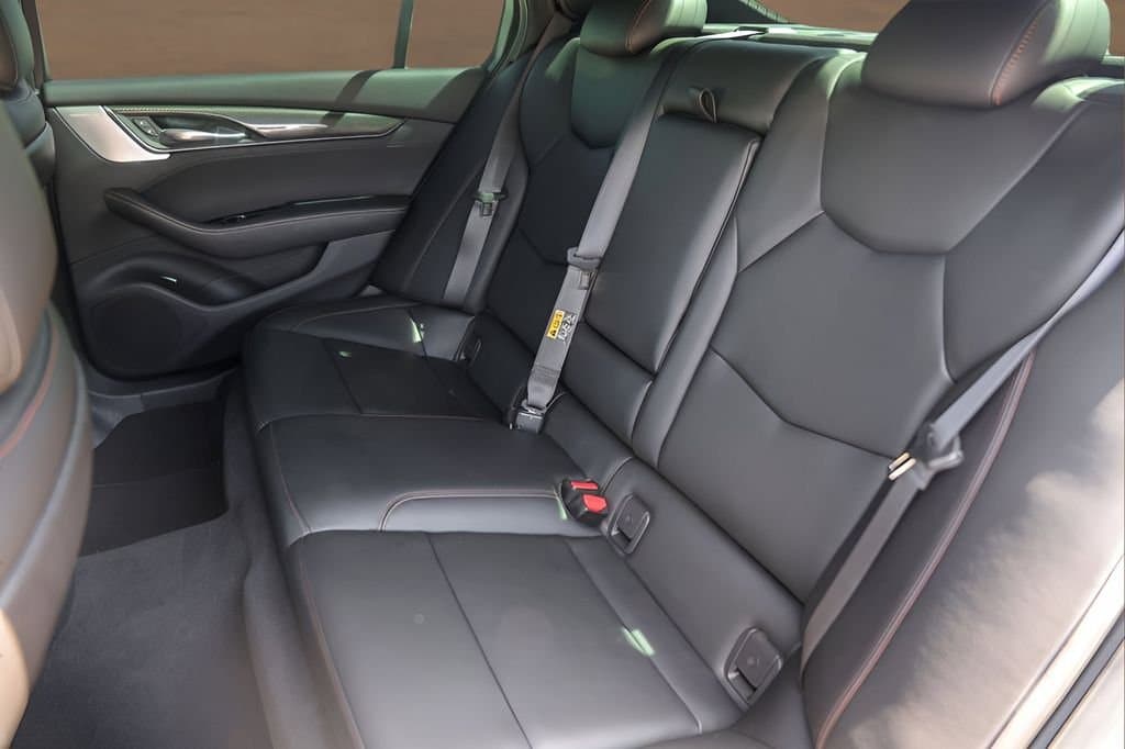 2023 Cadillac CT5 - Image 27