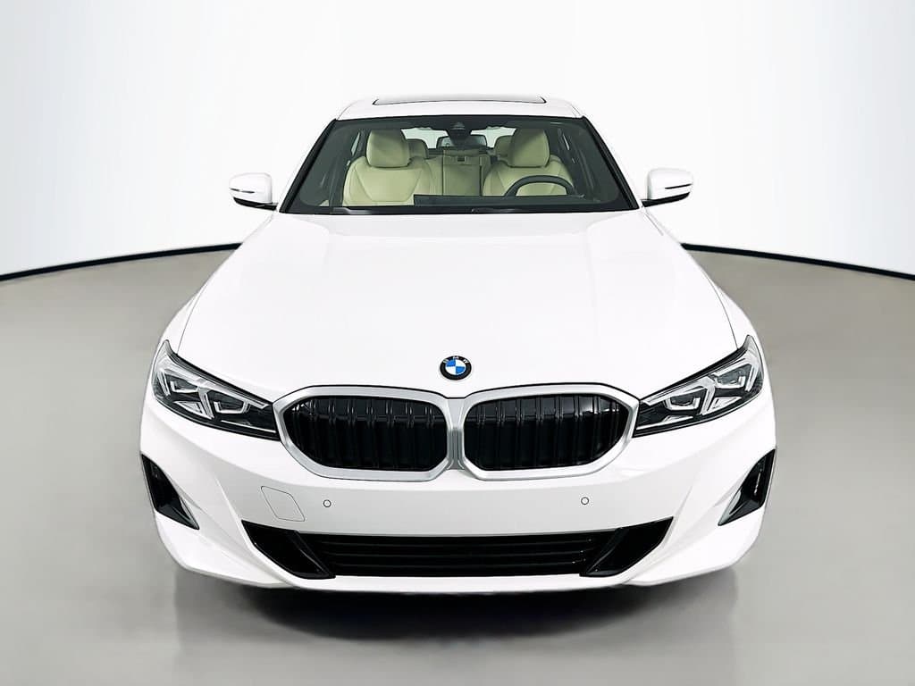 2025 BMW 3 Series - Image 2