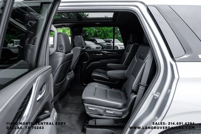 2023 Cadillac Escalade - Image 50