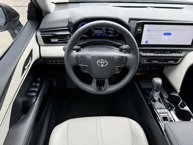 2025 Toyota Camry - Image 53