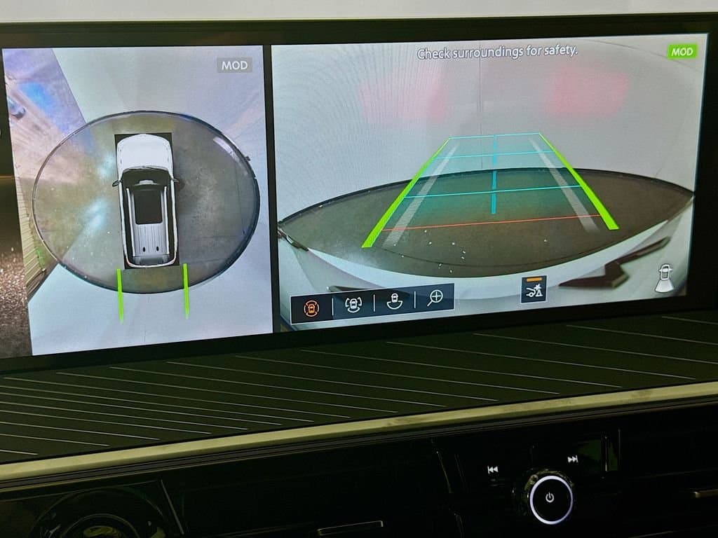 2026 INFINITI QX80 - Image 17