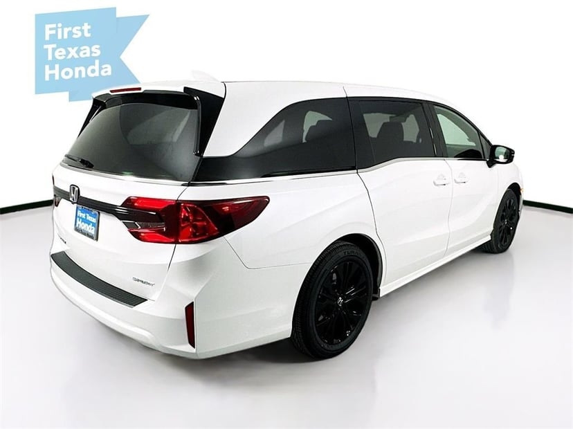 2026 Honda Odyssey - Image 7