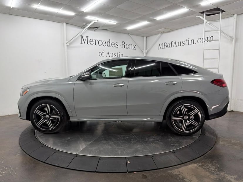 2026 Mercedes-Benz GLE - Image 3