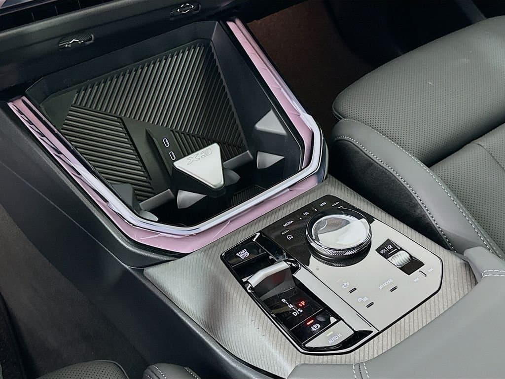 2026 BMW X3 - Image 15