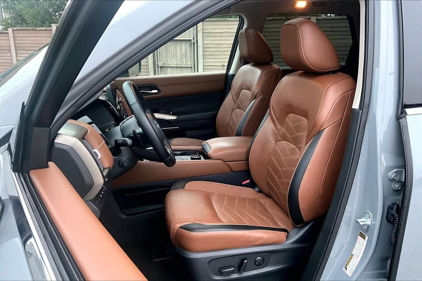 2023 Nissan Pathfinder - Image 8