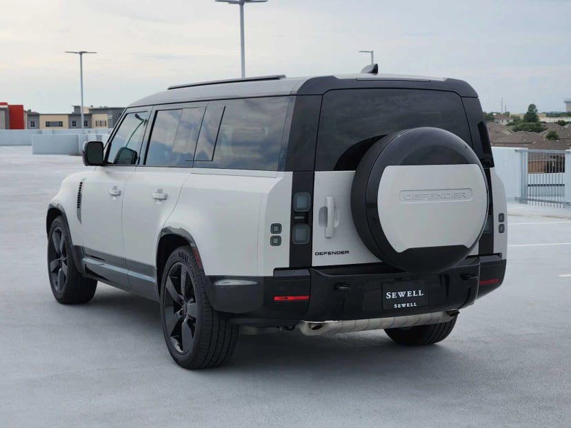2026 LAND ROVER Defender 130 - Image 6