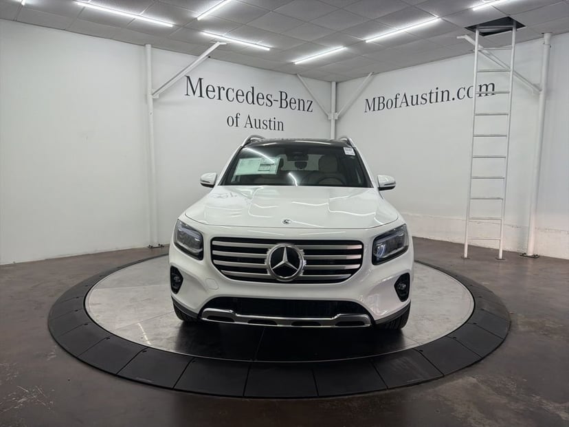 2026 Mercedes-Benz GLB - Image 2