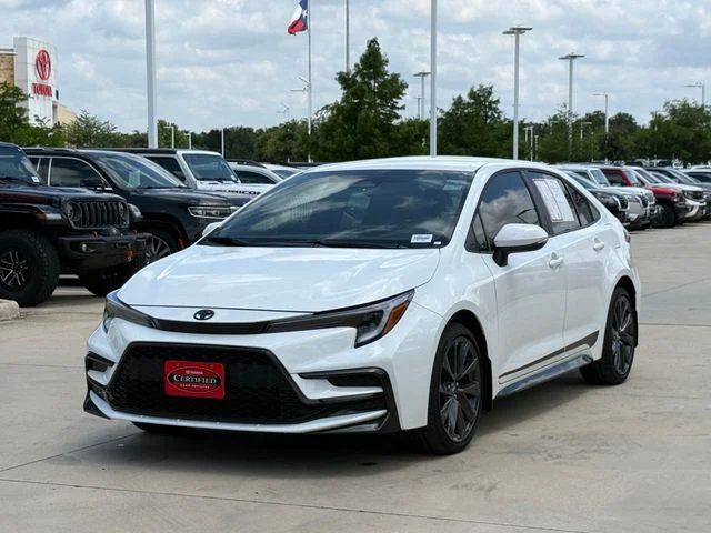 2026 Toyota Corolla - Image 32