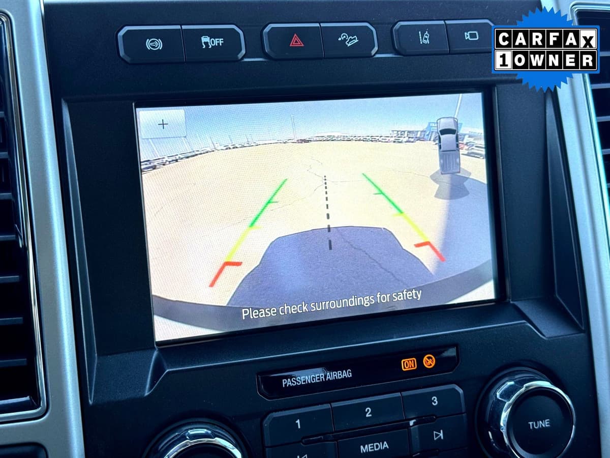 2020 Ford Super Duty F-350 DRW - Image 27