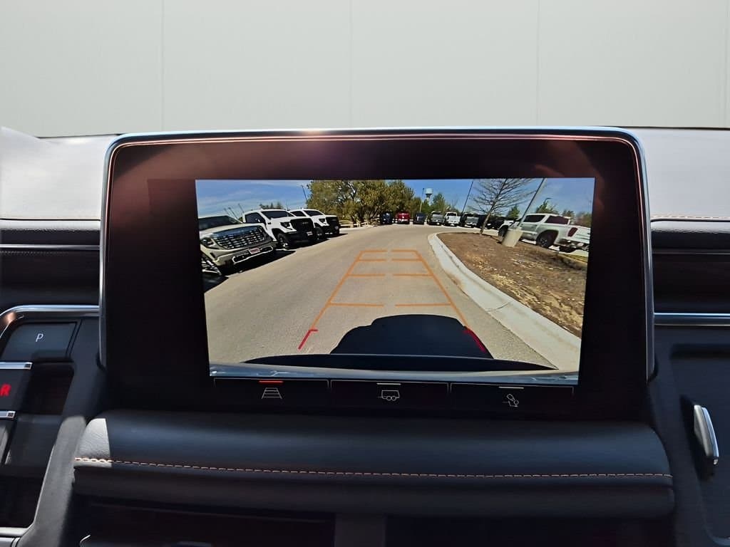 2022 GMC Yukon XL - Image 44