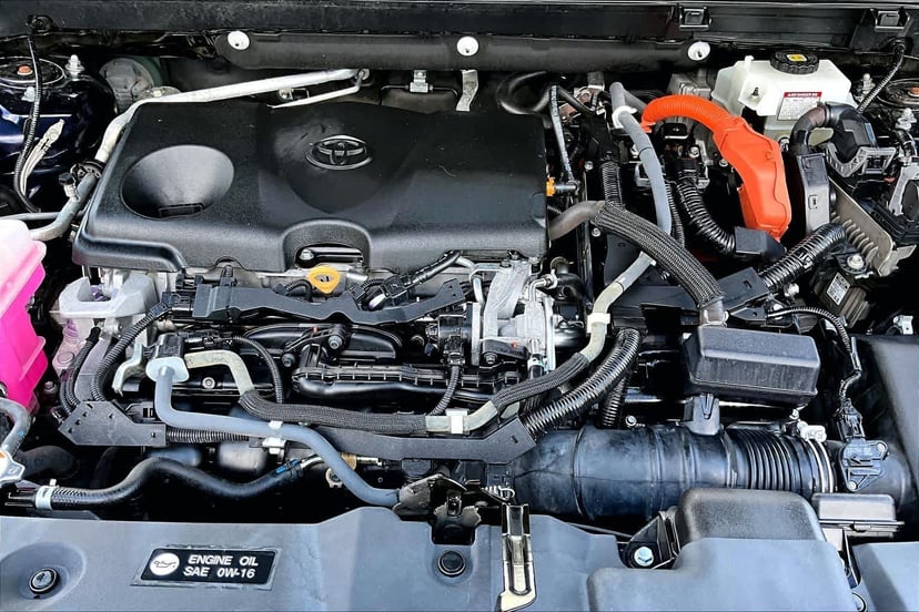 2020 Toyota RAV4 Hybrid - Image 32