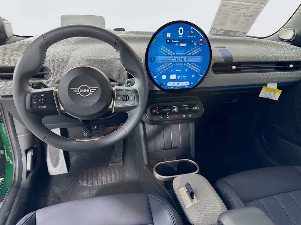 2025 MINI COOPER - Image 23