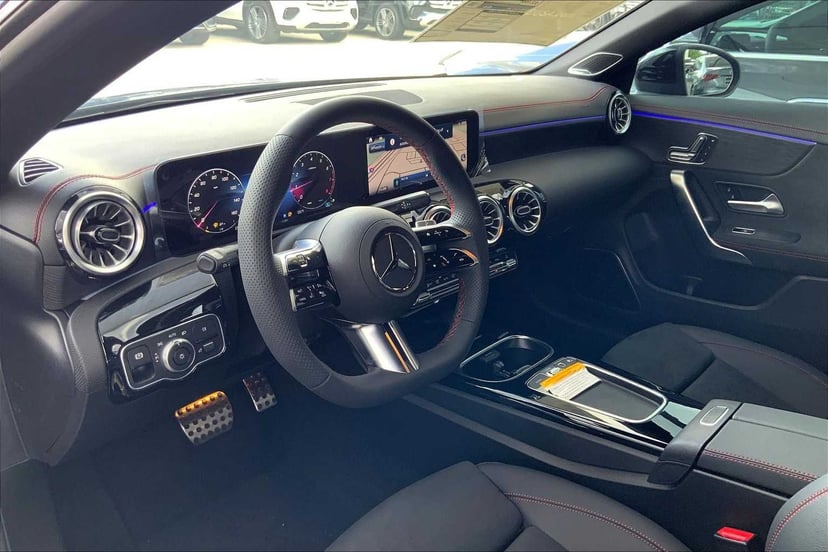 2025 Mercedes-Benz CLA 250 - Image 10