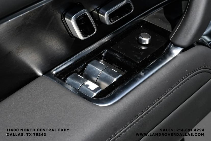 2026 Land Rover Range Rover - Image 44