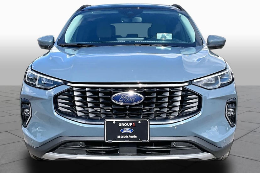 2023 Ford Escape - Image 3