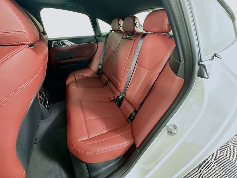 2026 BMW 4 Series - Image 16