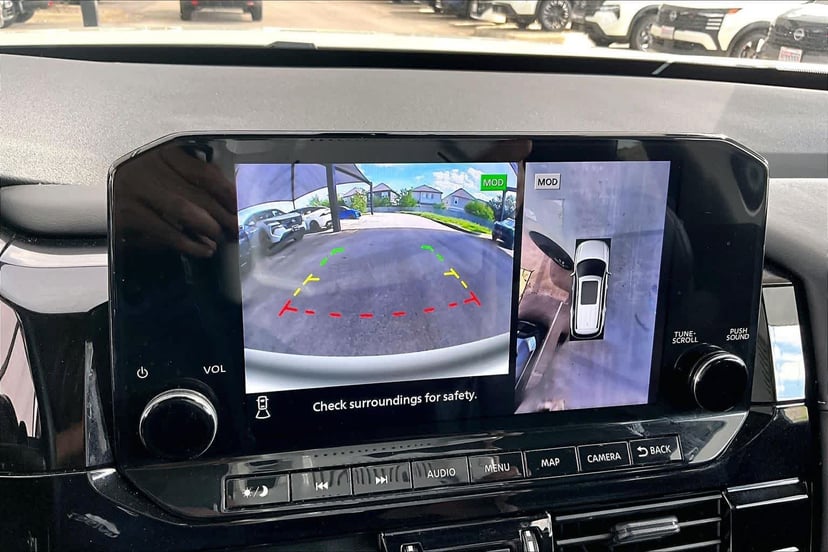 2023 Nissan Pathfinder - Image 26