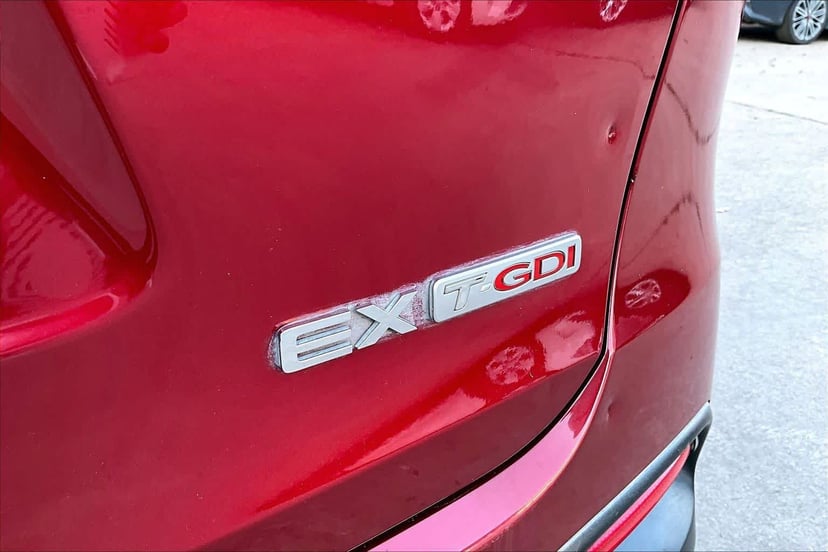 2017 Kia Sorento - Image 10