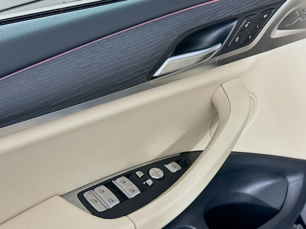 2022 BMW X3 - Image 18