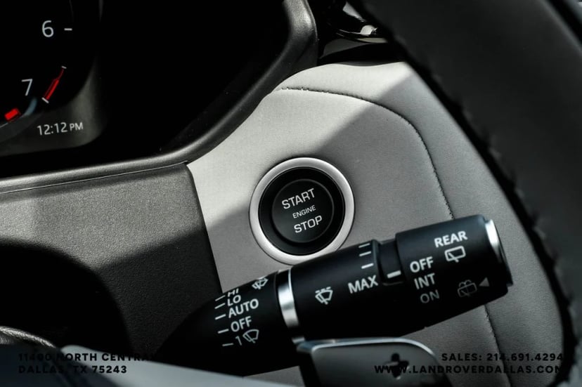 2026 Land Rover Range Rover Velar - Image 16