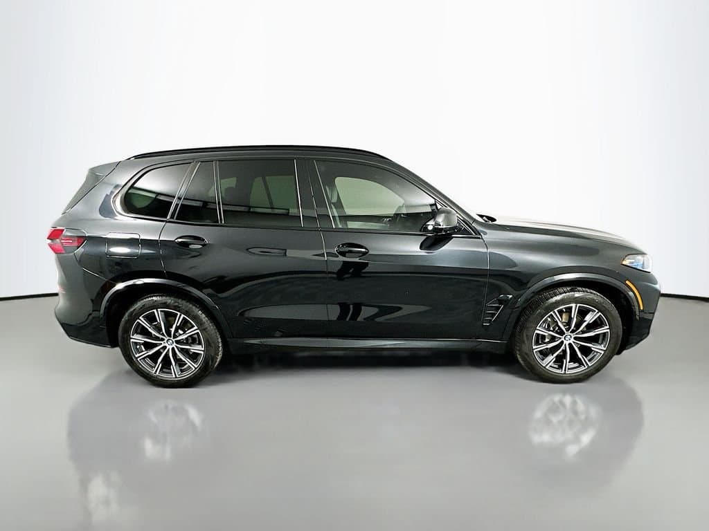 2024 BMW X5 - Image 4