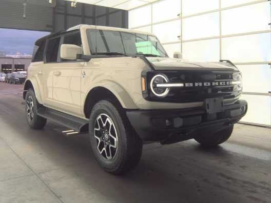 2025 Ford Bronco - Image 2