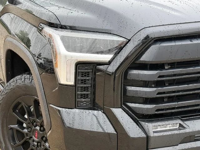 2022 Toyota Tundra - Image 2