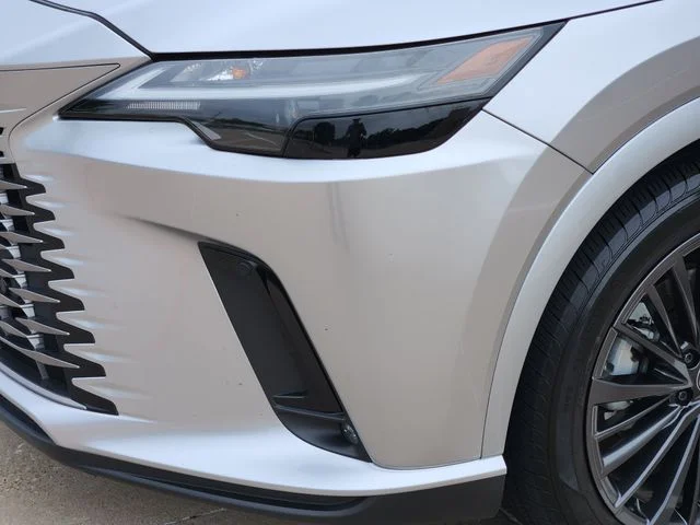 2024 Lexus RX - Image 8
